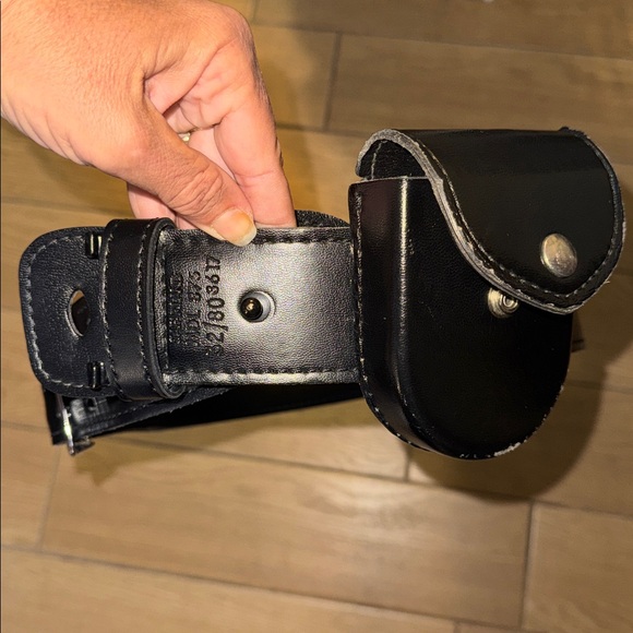 Amazon.com: Safariland 875 Stitched Edge Sam Browne Duty  Safariland Model 875 Stitched Edge Sam Browne Duty Belt with Pouch